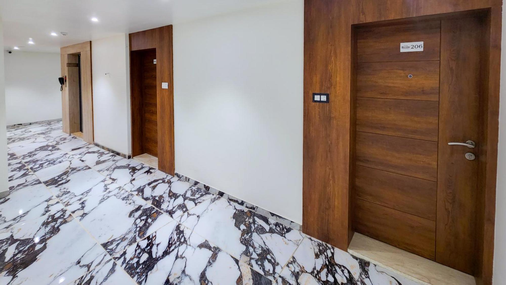 Hotel Nova Pride Rajkot Ngoại thất bức ảnh